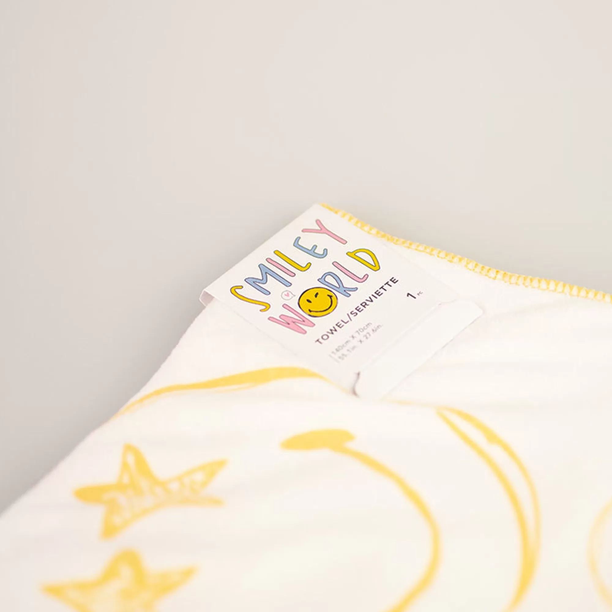 MINISO Storage Box & Organizer-Asciugamano Grande Collezione Smiley World - Giallo