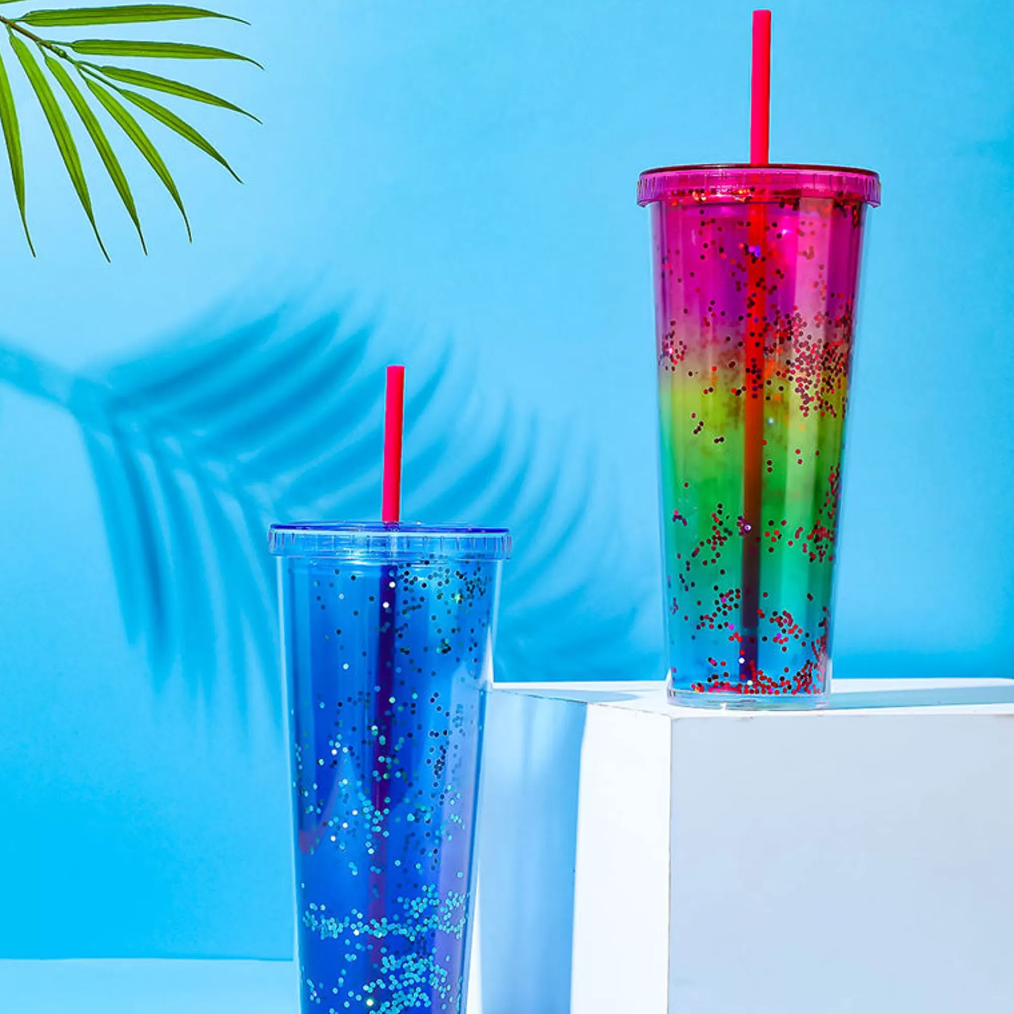 MINISO Borse & Zaini-Borraccia Xl In Plastica Con Cannuccia Rainbow