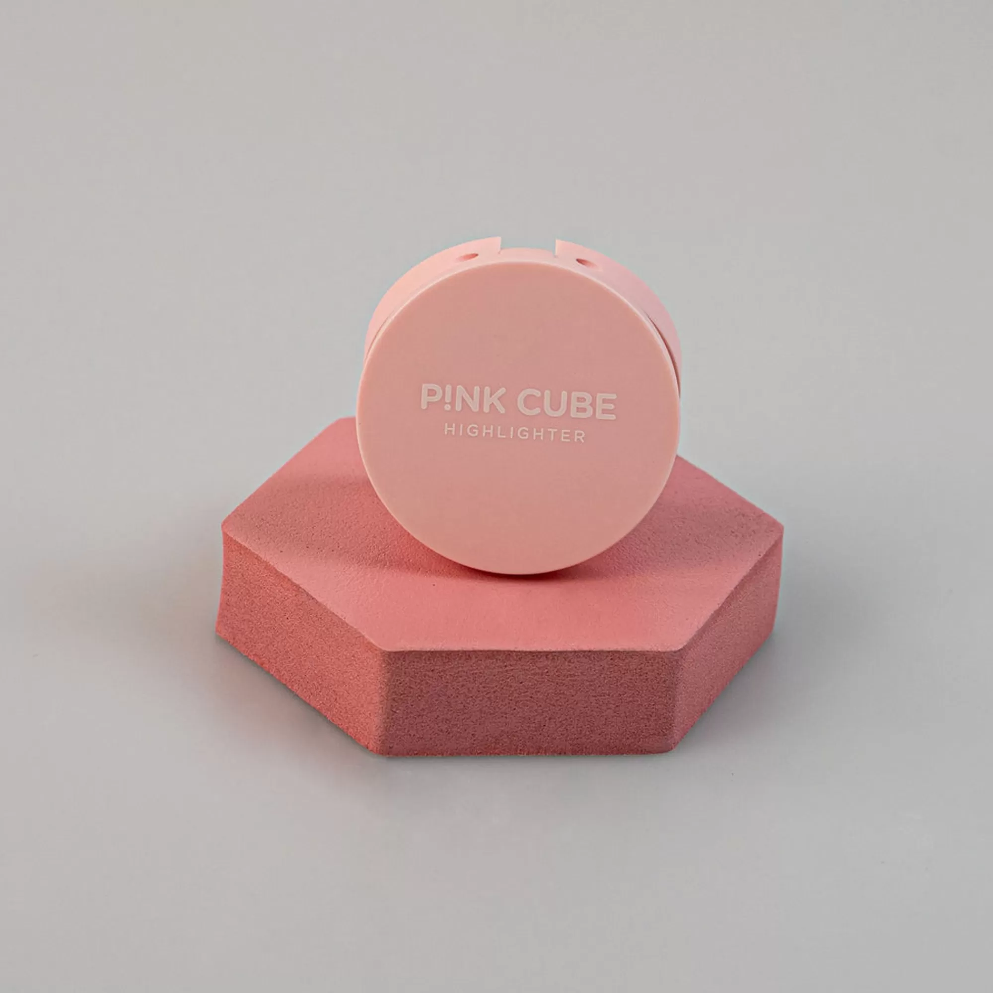 MINISO Make Up-Highlighter -Pink Cube (02 Dawn Glow)