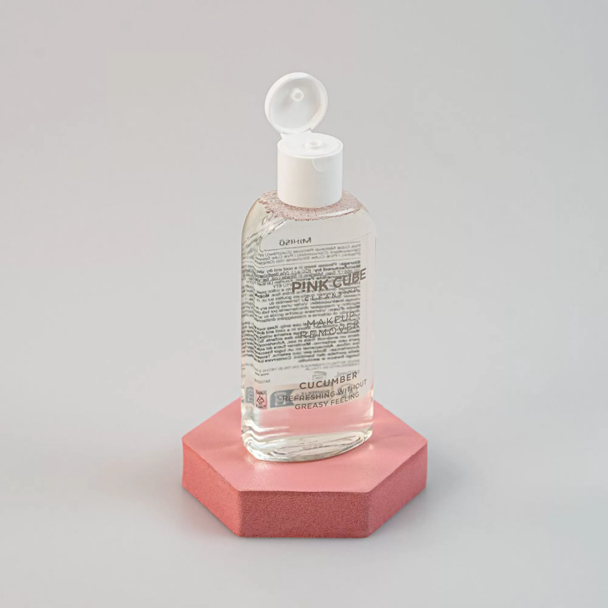 MINISO Make Up-Make Up Remover - Pink Cube (Cucumber)
