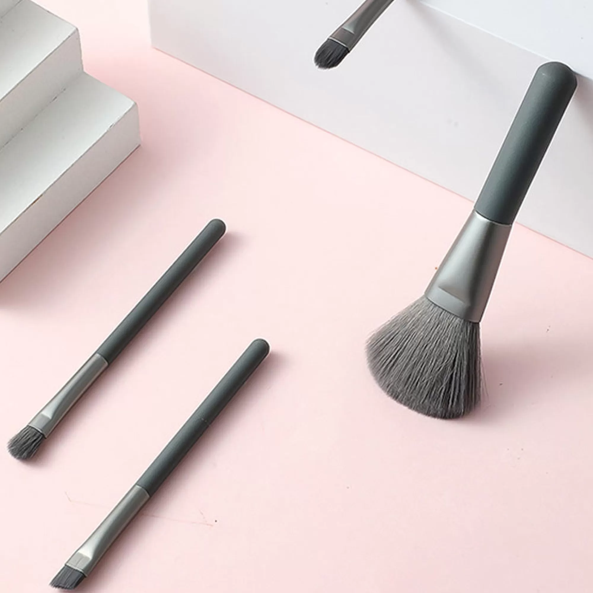MINISO Make Up Tools-Mini Set Di 4 Pennelli