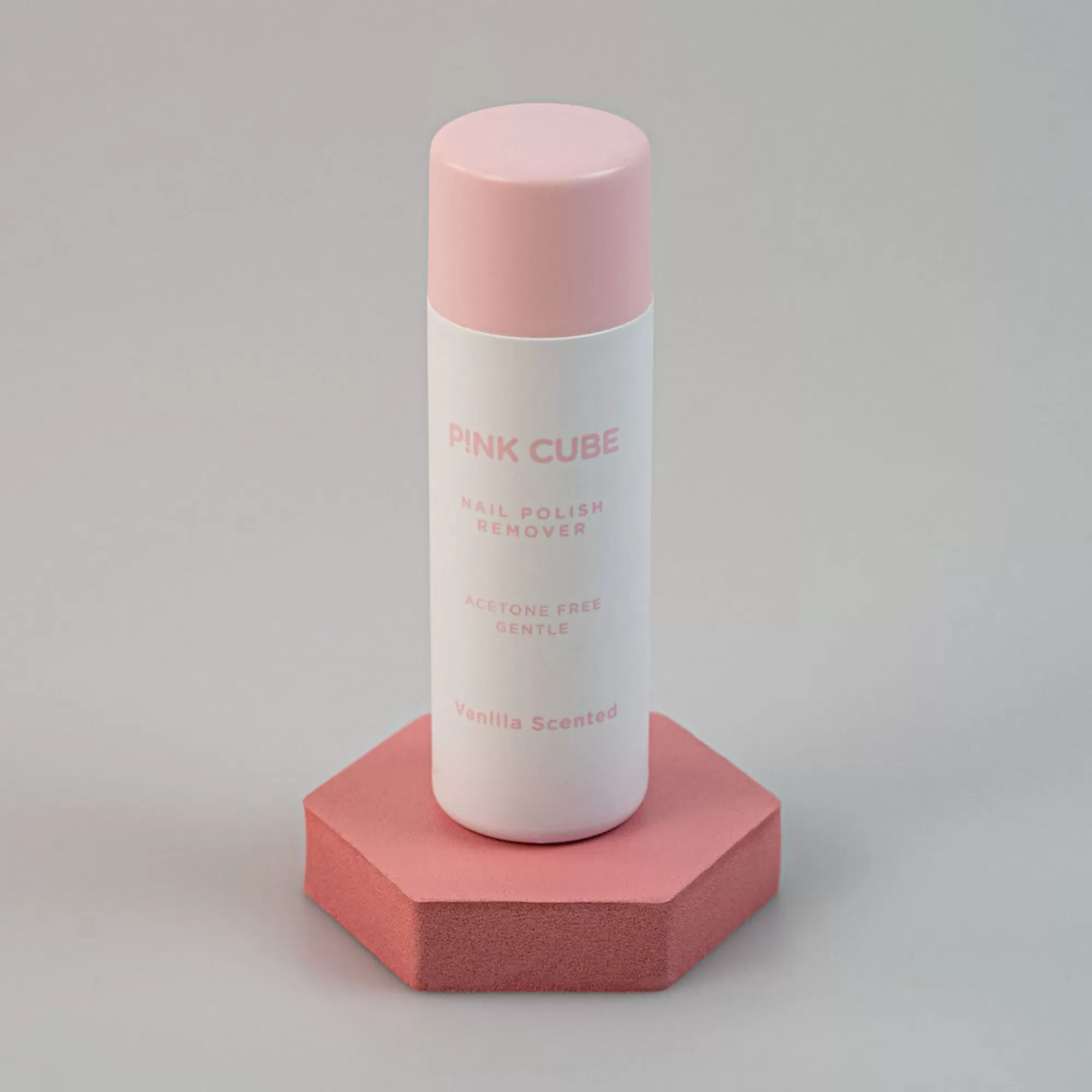 MINISO Make Up-Nail Polish Remover - Pink Cube (Vanilla Scented)
