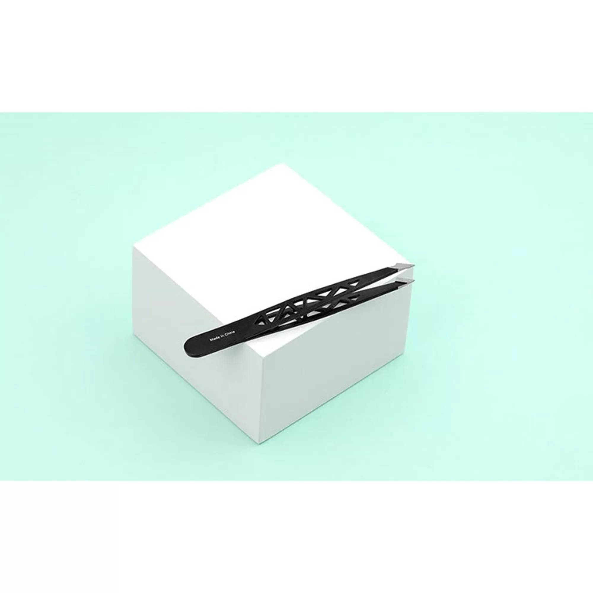 MINISO Make Up Tools-Pinzetta Per Sopracciglia Con Pattern Geometrico