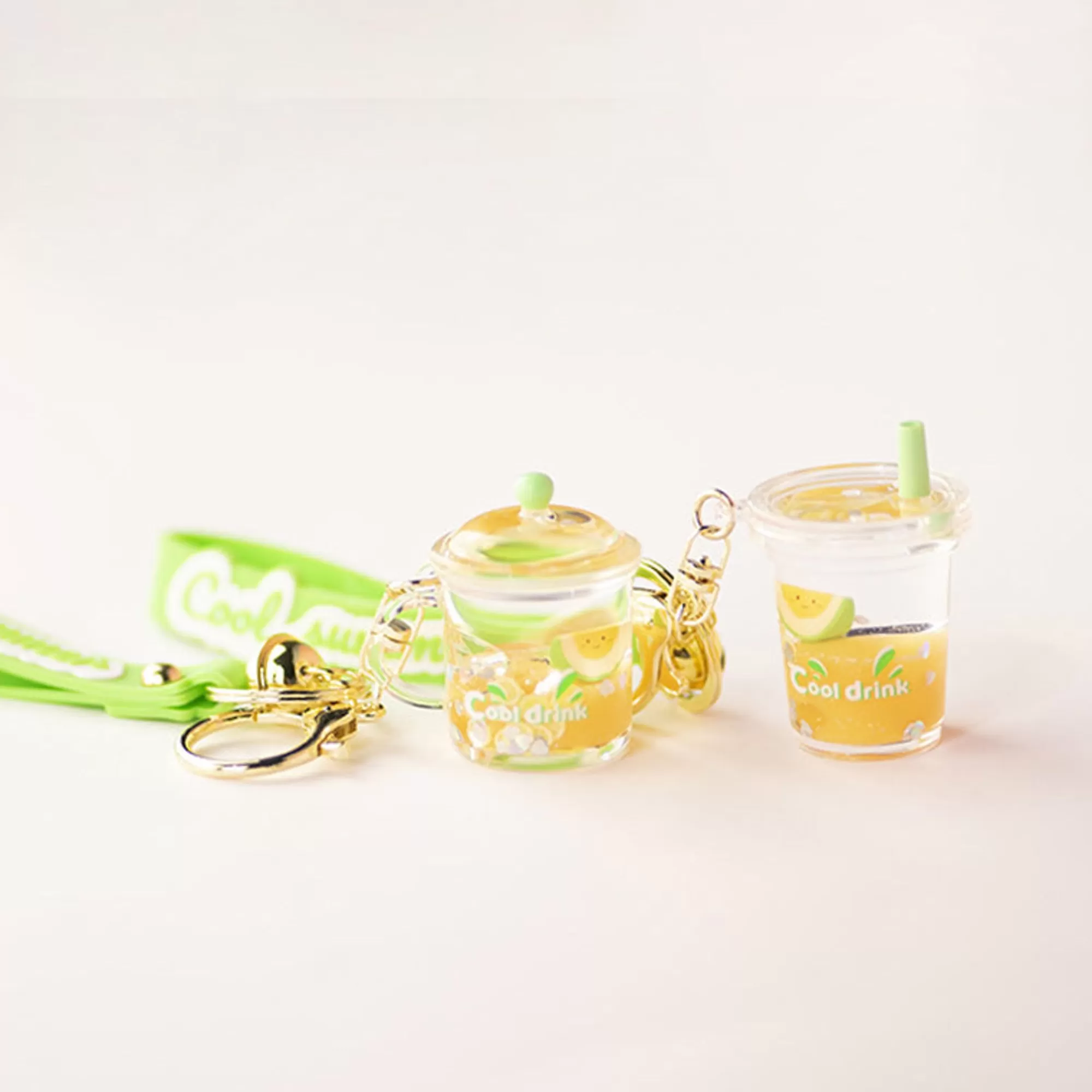 MINISO Portachiavi-Portachiavi Cool Summer Drink - Verde (1Pz)
