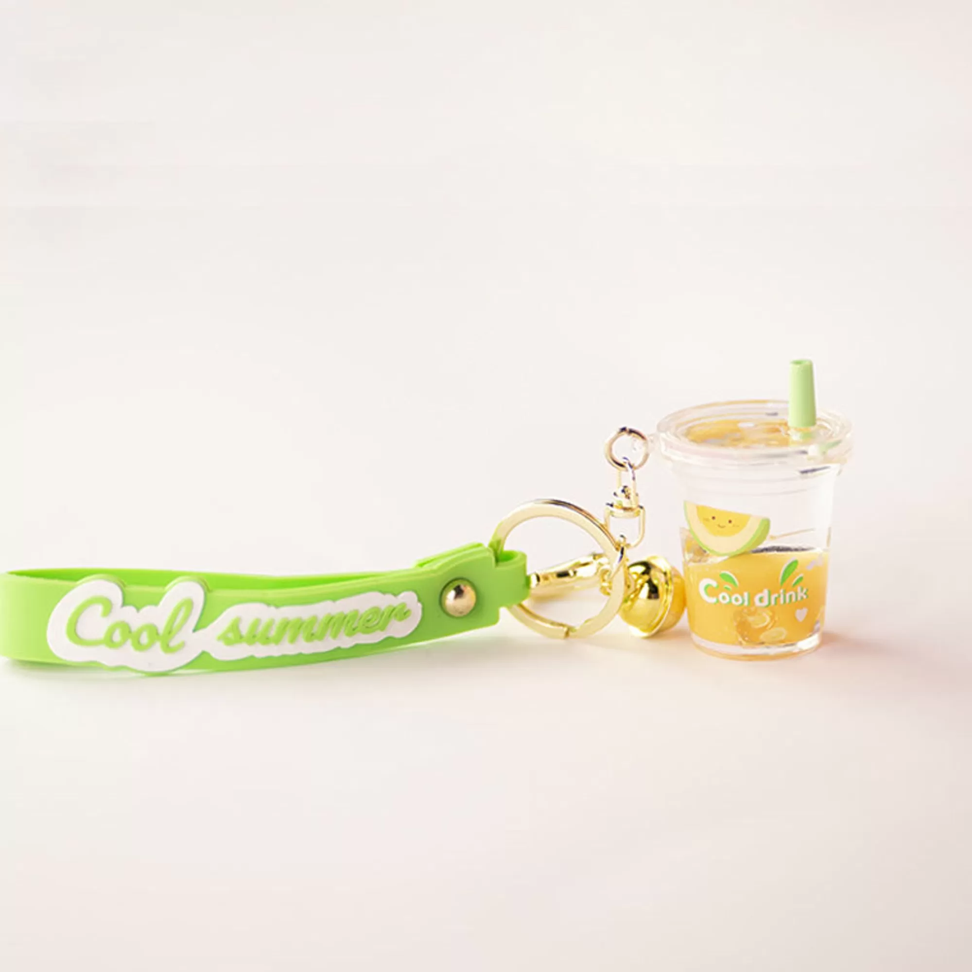 MINISO Portachiavi-Portachiavi Cool Summer Drink - Verde (1Pz)