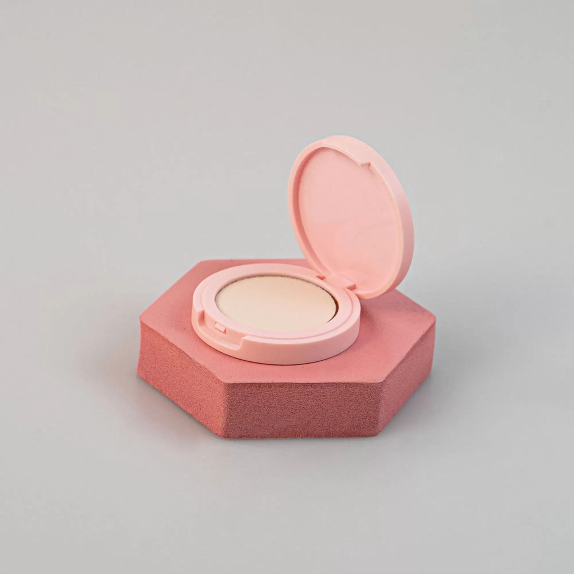 MINISO Make Up-Pressed Powder - Pink Cube (02 Porcelain)