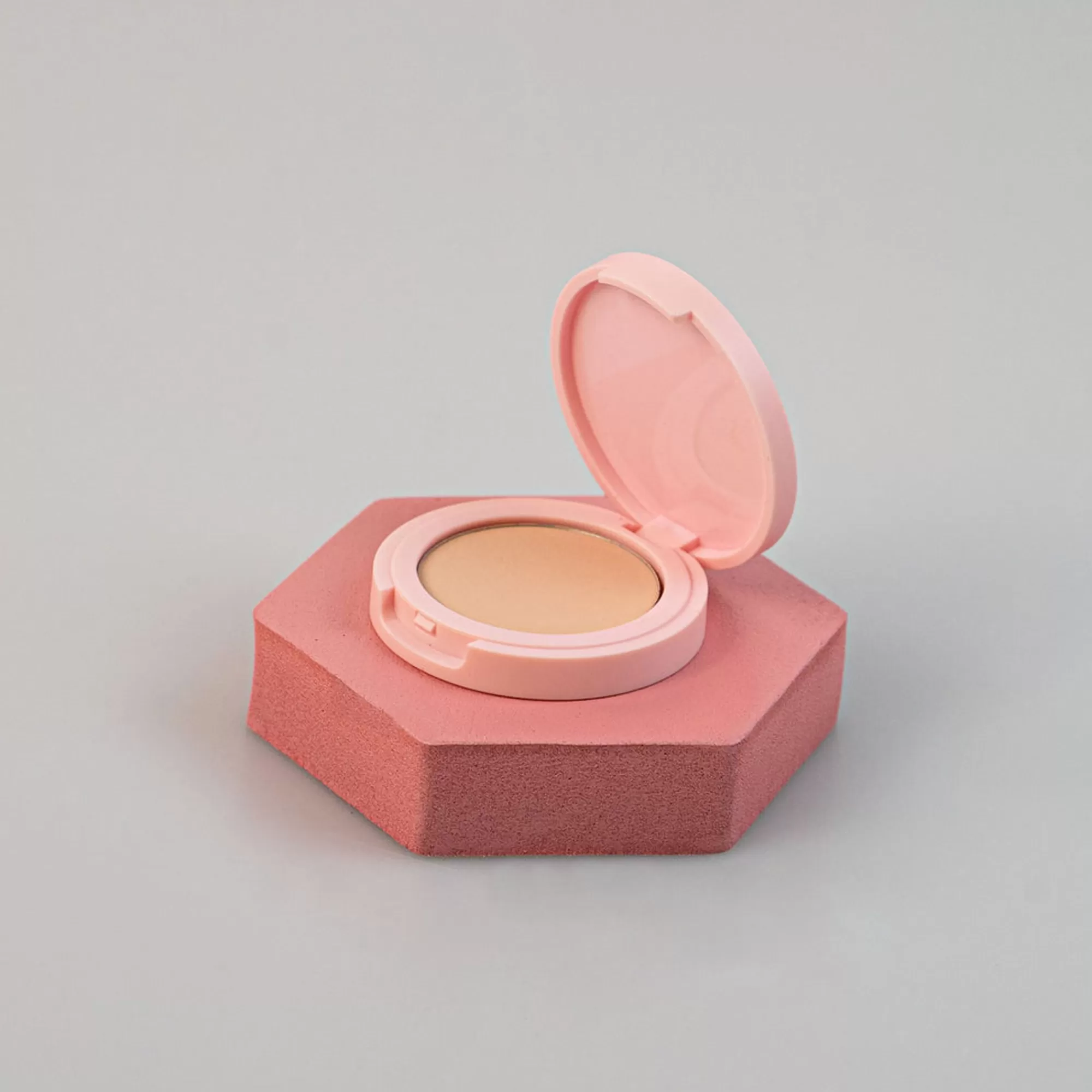 MINISO Make Up-Pressed Powder - Pink Cube (03 True Beige)