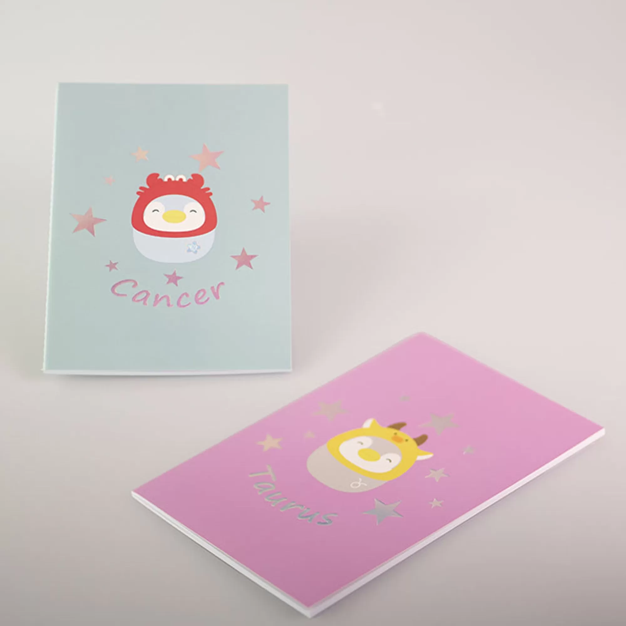 MINISO Notebook-Quaderno Rilegato A Punto - Collezione Segni Zodiacali (A5) - (2Pz)