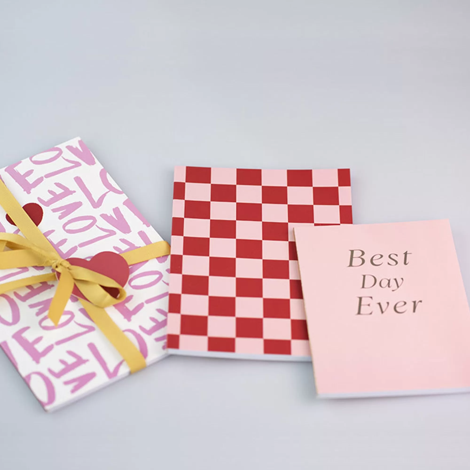 MINISO Notebook-Set Di 3 Notebook - Love