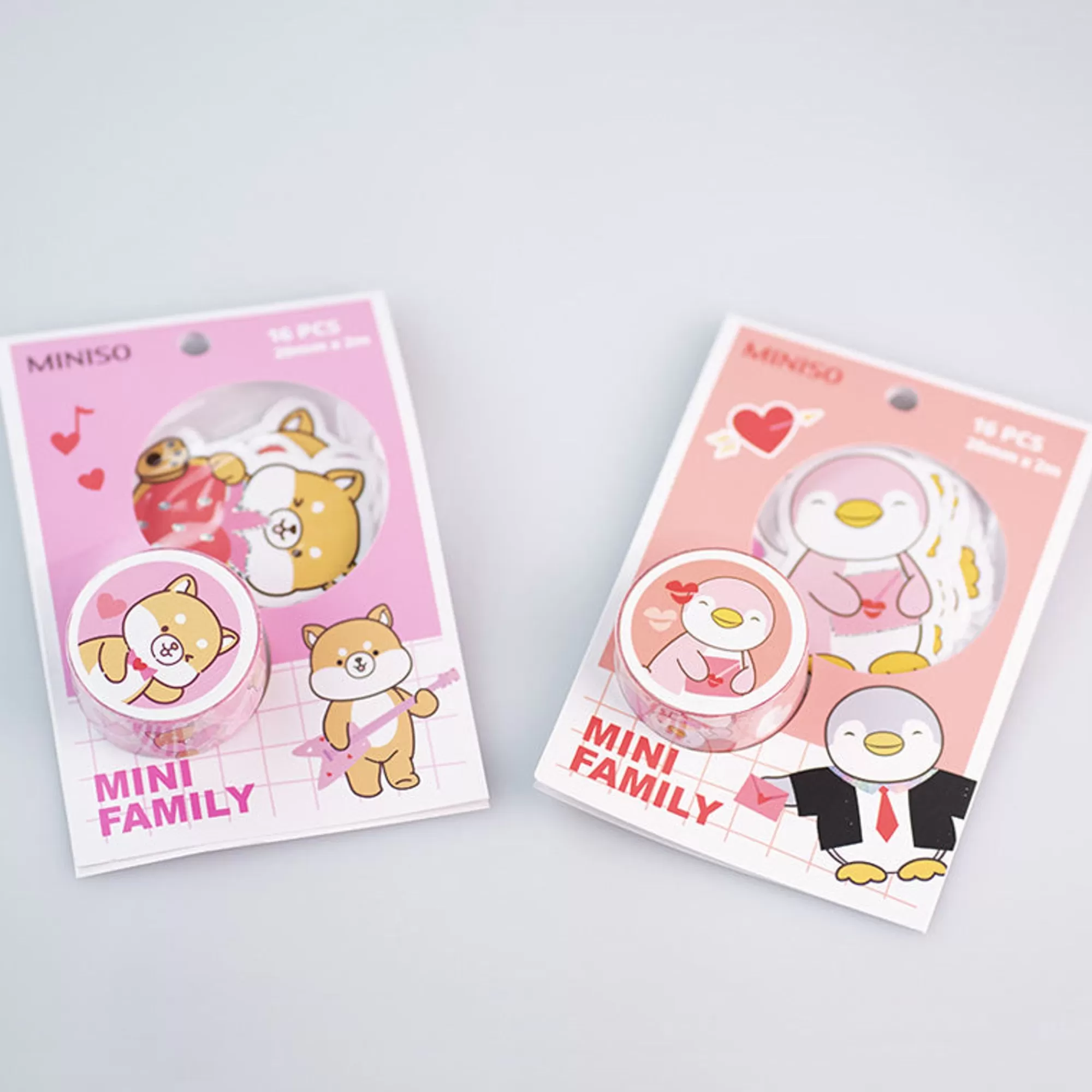 MINISO Altra Cancelleria-Set Nastro Adesivo E Stickers - Mini Family (1Pz)
