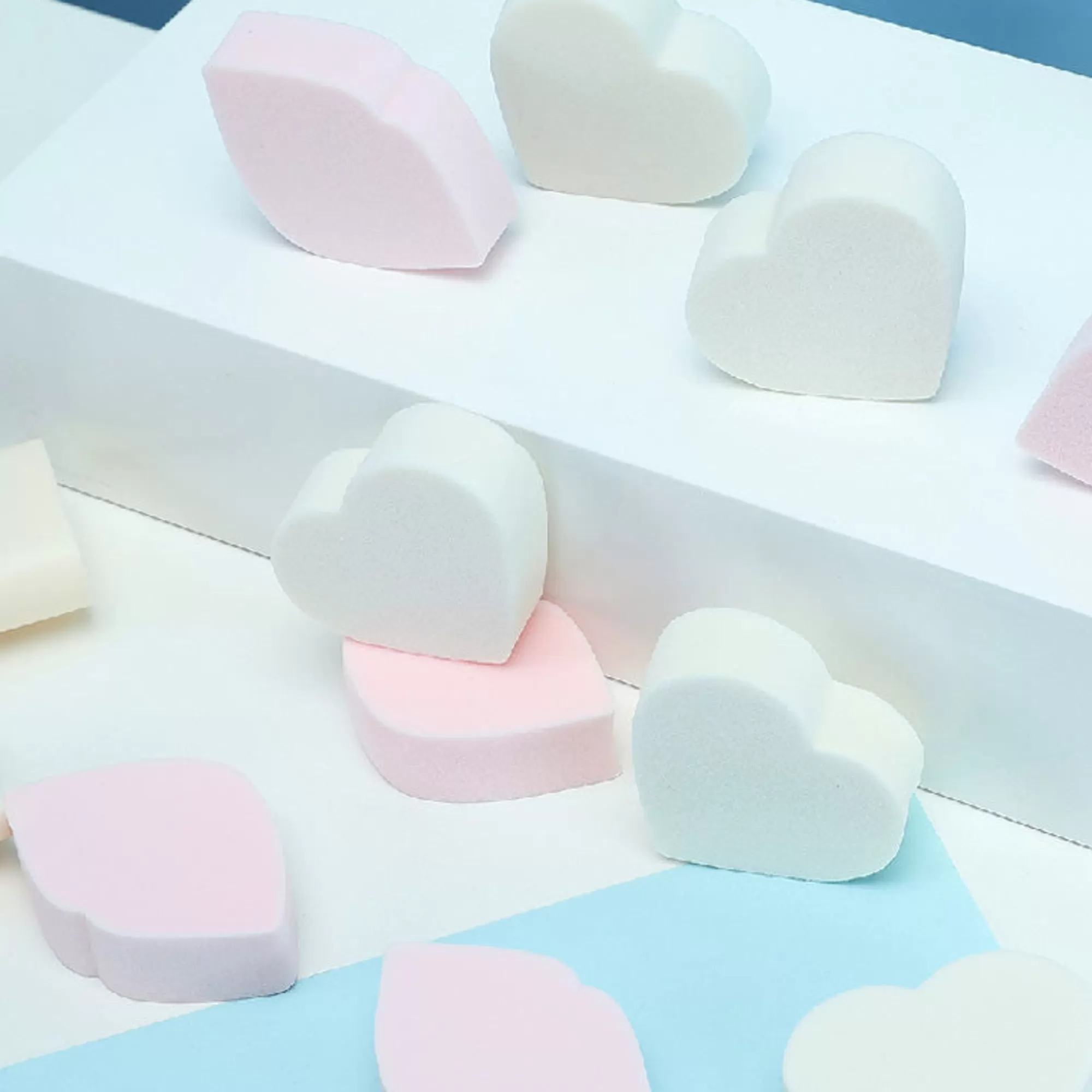 MINISO Make Up Tools-Spugnette Make Up - We Bare Bears (10Pz)